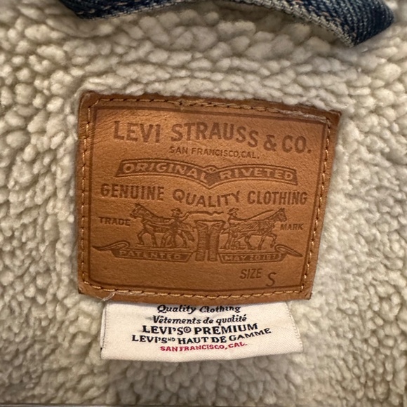 Levi‘s Sherpa trucker jacket - Picture 3 of 3